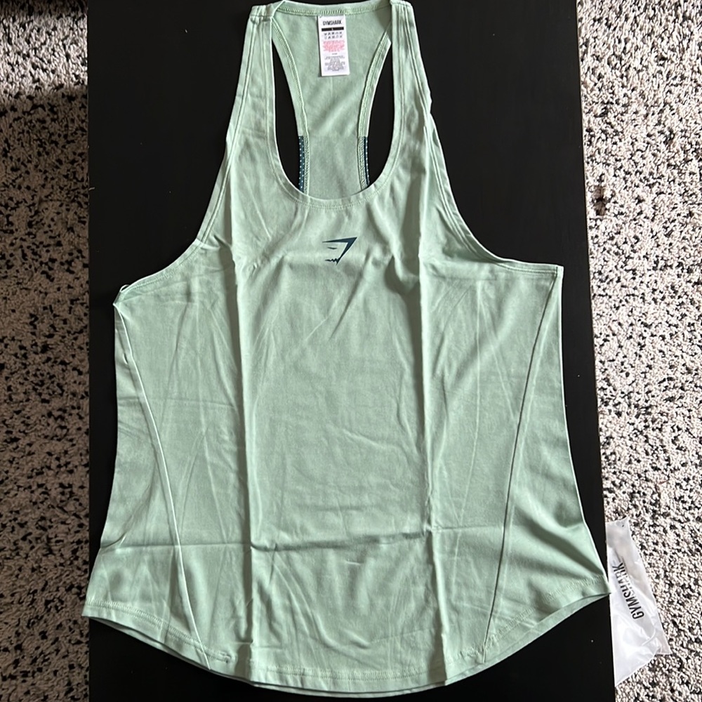 Gym shark stringer tank